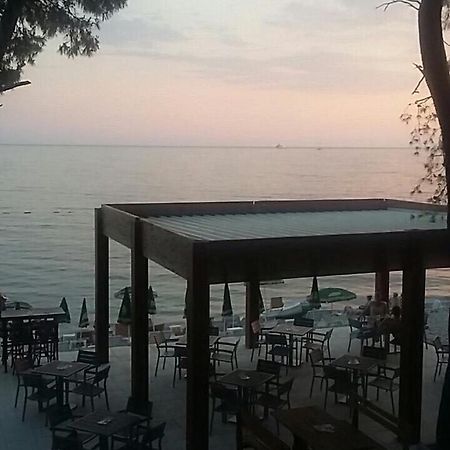 Apartments Cecunjanin Bar Luaran gambar