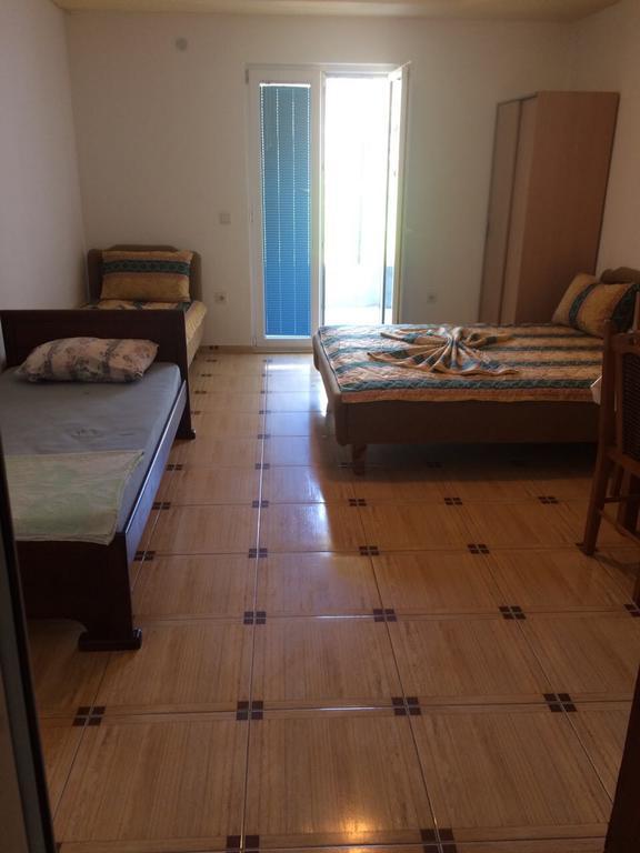 Apartments Cecunjanin Bar Luaran gambar